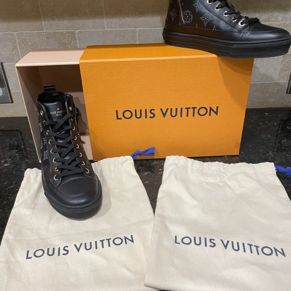 Louis Vuitton Stellar Sneaker - Picture 6 of 7